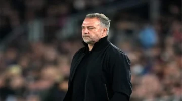 شرط وحيد يحسم مصير تجديد عقد هانزي فليك مع نادي برشلونة الإسباني